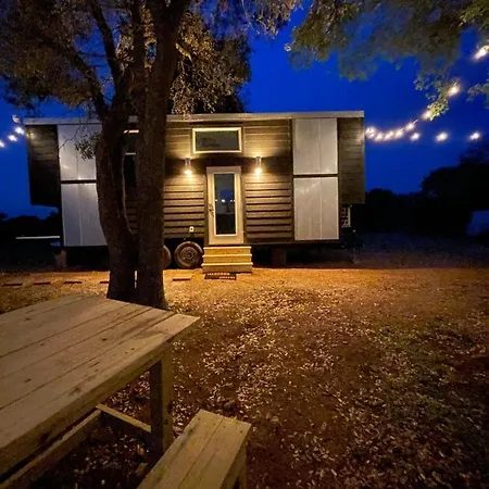 Tiny Islands Resort